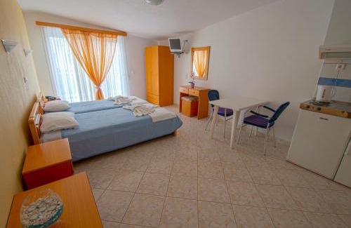Potos Apartment | Studios Maria