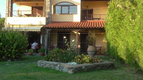 Aristotelis Apartment | Studios Tripiti