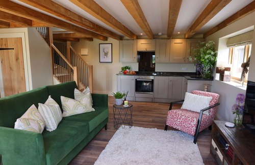 Quedgeley House | Stunning villa for 2 people with WIFI, terrace and pets allowed