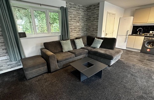 Colchester Apartment | Stunning 1-bed Studio in Colchester