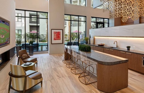 Sunnyvale Condo | Stunning 1BR Condo Savoy Sunnyvale