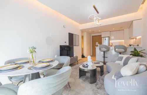 Downtown Dubai Apartment | Stunning 1BR with Panoramic City Skyline View