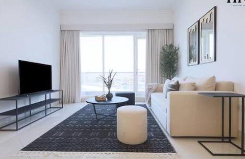 Dubai Apartment | Stunning 2 Bed Apt in Al Warqa