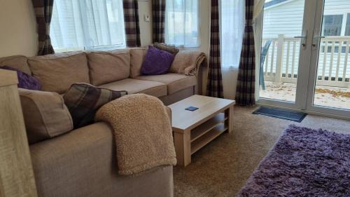 Paignton Resort | Stunning 2 Bedroom, pet friendly Static Caravan at Hoburne Devon Bay