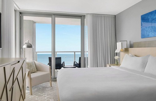 Marco Island Resort | Stunning 2-bedroom Beachfront Resort on Marco Island, Florida
