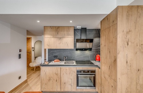 Champagny-en-Vanoise Apartment | Stunning 2-Bedroom Apartment with Terrace in 4* Residence, Champagny-en-Vanoise