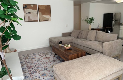 Mercer Island Apartment | Stunning 2Bd&1B in Mercer Island