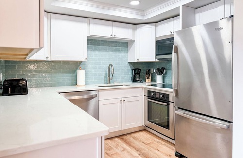 South Beach Condo | STUNNING 2BR VILLA WITH WATER VIEWS STEPS TO BEACH HILTON HEAD