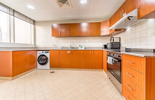 Jumeirah Lake Towers Apartment | Stunning 2BR with Assistant Room in MAG 214 by Deluxe Holiday Homes