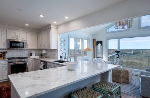 Seabrook Island House | Stunning 4 Bed/3.5 Bath w/Panoramic Marsh Views! Dock! Amenity Cards!