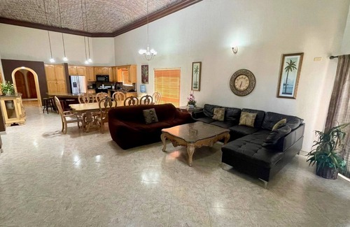 Puerto Penasco Villa | Stunning 4 Bedroom Beach Villa on Sandy Beach at Las Palmas Beachfront Resort V6