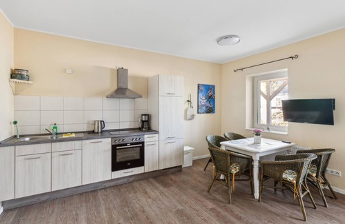 Wentow Apartment | Stunning apartment in Gransee with WiFi