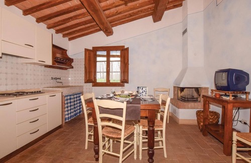 Toiano Apartment | Stunning apartment in Toiano PI