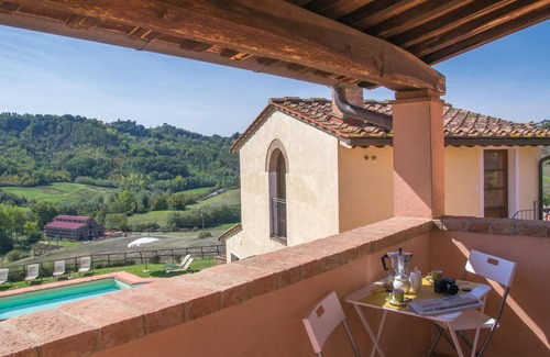 Toiano Apartment | Stunning apartment in Toiano PI