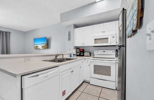 Miramar Beach Condo | 🏖️Stunning Beach Front Views-Heated Pools-Celadon 203🏖️