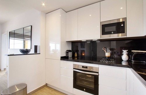 Nikki Beach Apartment | Stunning beach front penthouse with fantastic sea views