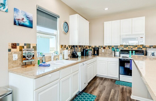Port Bolivar House | Stunning | Beachfront | Dog Friendly | Sleeps 8