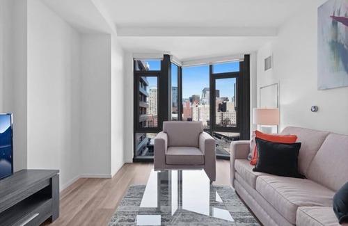 Shawmut Apartment | Stunning Bright 2BR | Floor to Ceiling windows | Keyless Entry