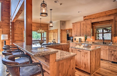 Boone Cabin | Stunning Cabin | Mtn Views | Fireplace | Game Room