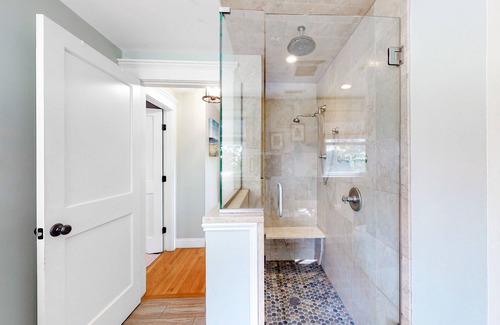 Rockport House | Stunning classic home with central AC, WiFi, outdoor patio, W/D, & full kitchen