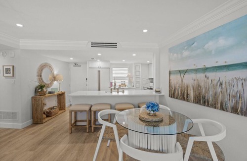 Siesta Key Condo | Stunning Condo at Crystal Sands on Siesta Key!