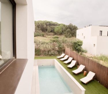 El Mas Trempat Villa | Stunning Design Villa with large private Pool 30sqm