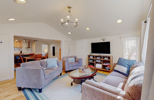 Long Beach House | Stunning dog-friendly home with W/D, board games, balcony, deck, & beach towels