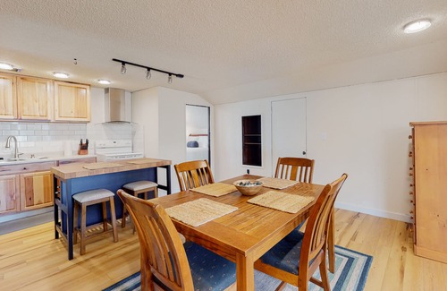 Long Beach House | Stunning dog-friendly home with W/D, board games, balcony, deck, & beach towels