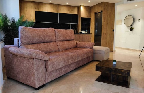 Roldan Apartment | Stunning groundfloor apartment - MO2802LT