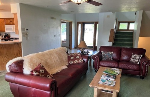 Sister Bay House | Stunning Frank Lloyd Wright inspired vacation house in Sister Bay Great Location