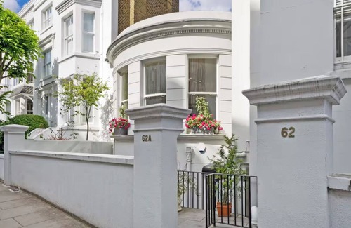 Campden Apartment | Stunning garden apartment in heart of Kensington