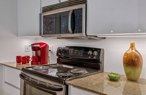 Indian Shores Condo | Stunning Gulf Views-Clean-Fully renovated-Holiday Villas lll-by Clearwater Beach