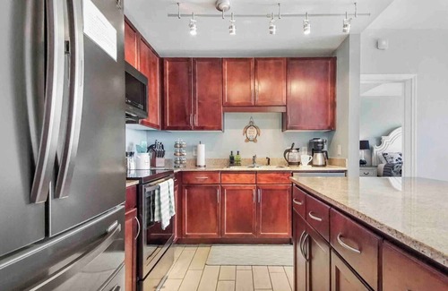 Panama City Beach Condo | Stunning Gulf Views I Sleeps 9 I Best Amenities