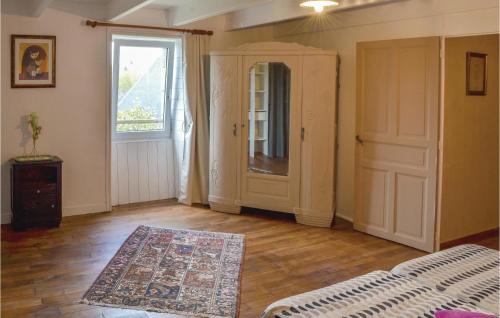 Plogastel-Saint-Germain House | Stunning Home In Plogastel St Germain