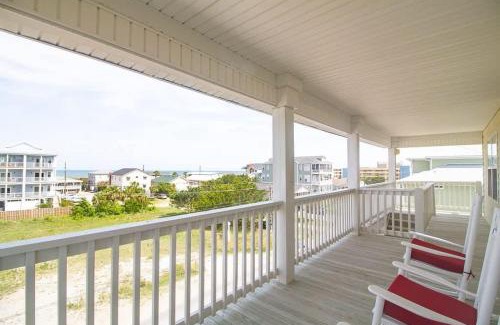 North Carolina Coast House | Stunning Harbor Views Boat Slip, 2 King Bedrooms,