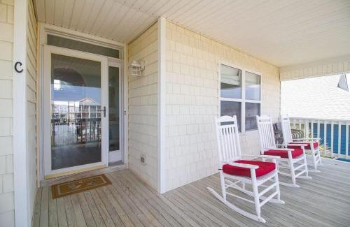 North Carolina Coast House | Stunning Harbor Views Boat Slip, 2 King Bedrooms,