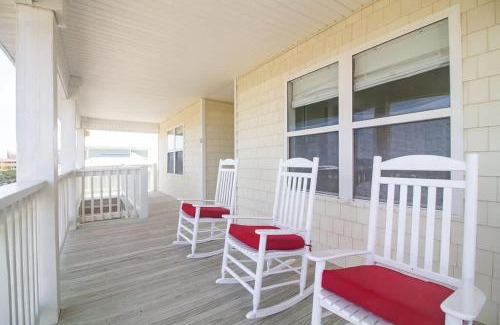 North Carolina Coast House | Stunning Harbor Views Boat Slip, 2 King Bedrooms,