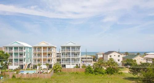 North Carolina Coast House | Stunning Harbor Views Boat Slip, 2 King Bedrooms,