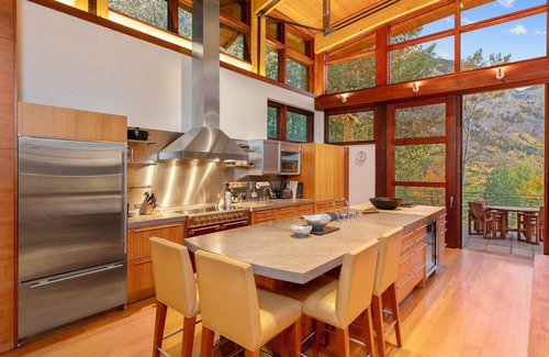 Telluride House | Stunning Hillside Home | Unparalleled Canyon Views, Gym, Hot Tub