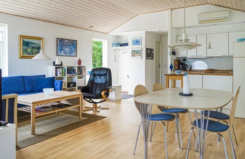 Sandkaas House | Stunning home in Allinge