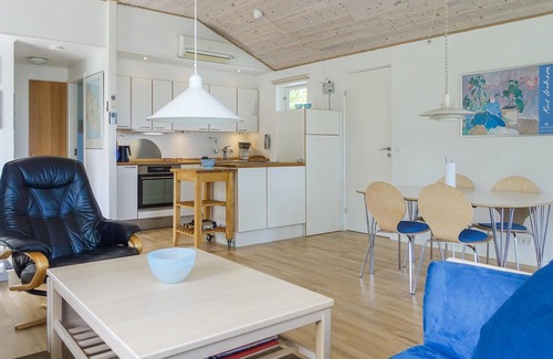 Sandkaas House | Stunning home in Allinge