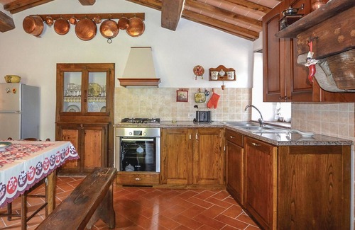 Pieve di Chio House | Stunning home in Cortona AR with WiFi