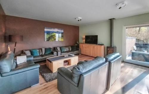 Barvaux House | Stunning Home In Durbuy With Sauna