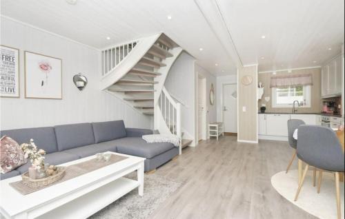 Eidsvag House | Stunning Home In Eidsvåg I Romsdal