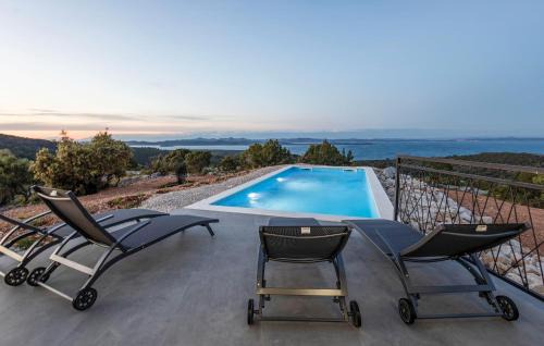Zman House | Stunning Home In Zman