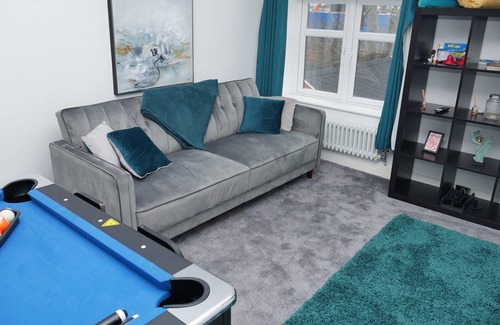 Stonnall House | Stunning House in the heart of Birmingham - New Street Train Station
