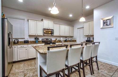 West Kissimmee House | Stunning House w/Conservation View! BBQ Grill, Contactless Check-in, Free Wifi, Family Resort Comm.!