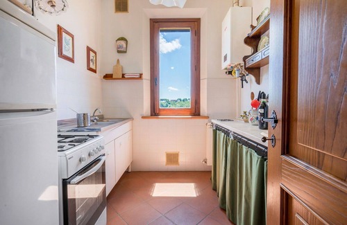 Castiglione del Lago Villa | Stunning private villa for 14 guests with private pool, WIFI, TV and patio, close to Montepulciano