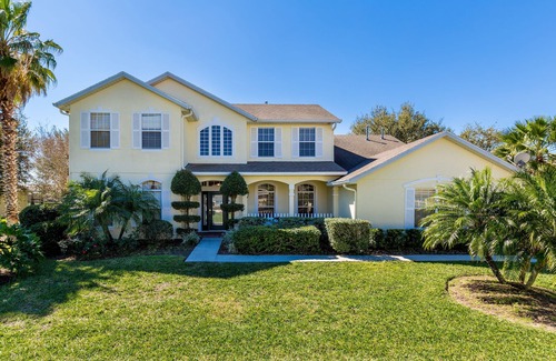 West Kissimmee Villa | Stunning Lake View in Formosa Garden!