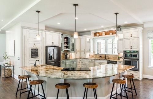 Mount Juliet Villa | Stunning Luxury Villa on the Lake - Play in Nashville, Relax at the Lake!